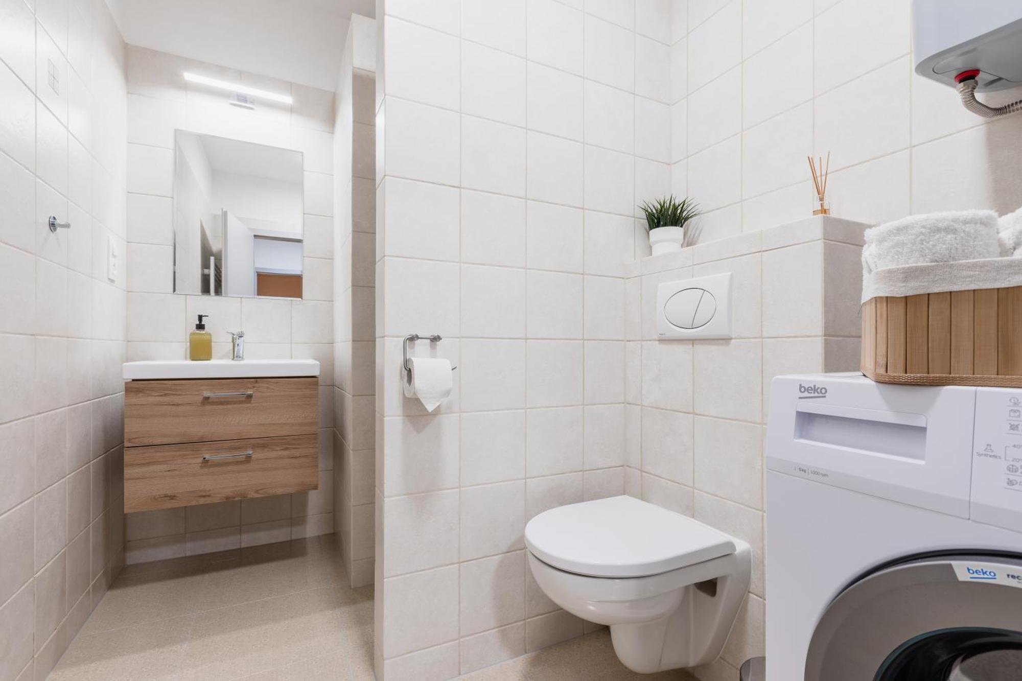 Romanticky Loft Parking U Hlavniho Nadrazi Ołomuniec Zewnętrze zdjęcie